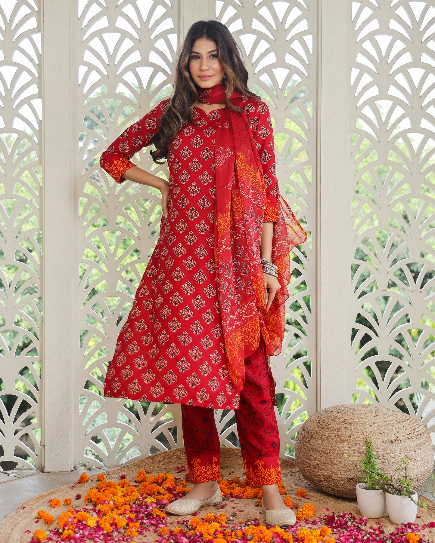 Andaz Red Suit Set In Bagu Print