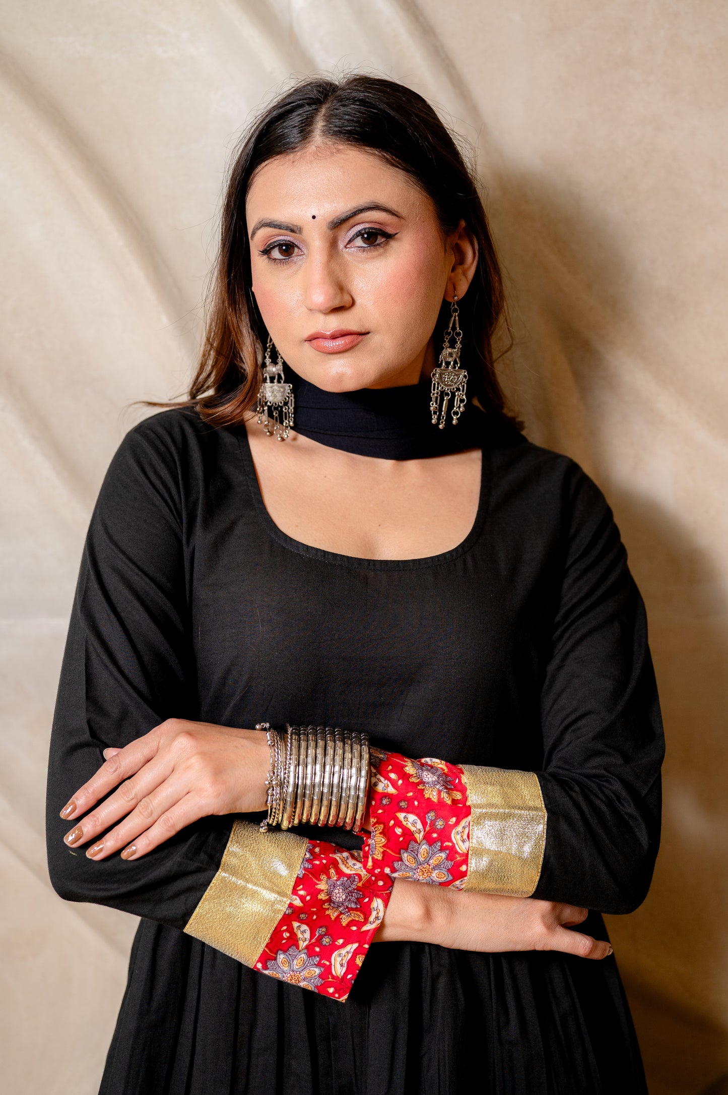 Raat Haseen Suit Set