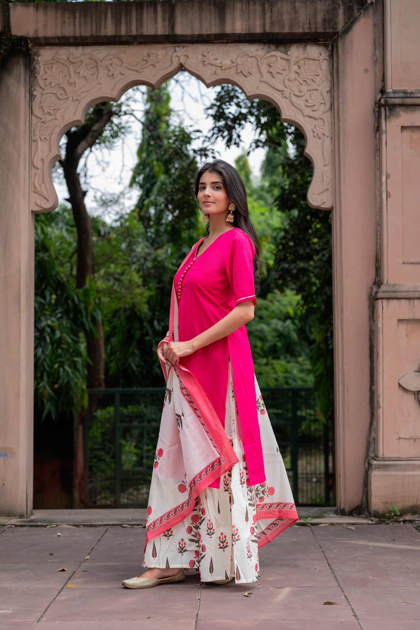Gulabi Baghi Sharara Set