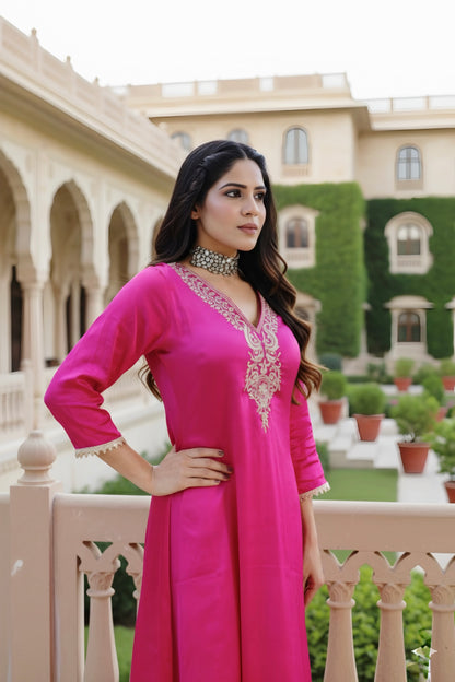 Gulabi Noor Kurti Set