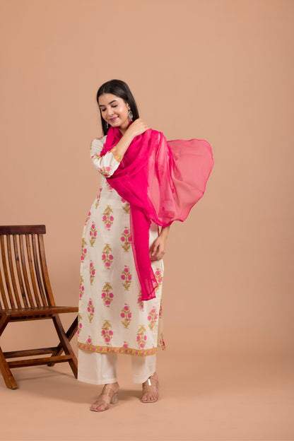 Gulabi Mehfil Kurta Set