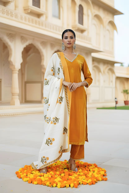 Sunheri Ziba Velvet Suit Set