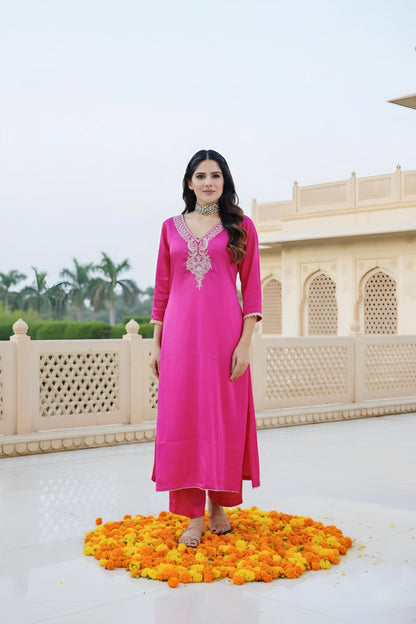 Gulabi Noor Kurti Set