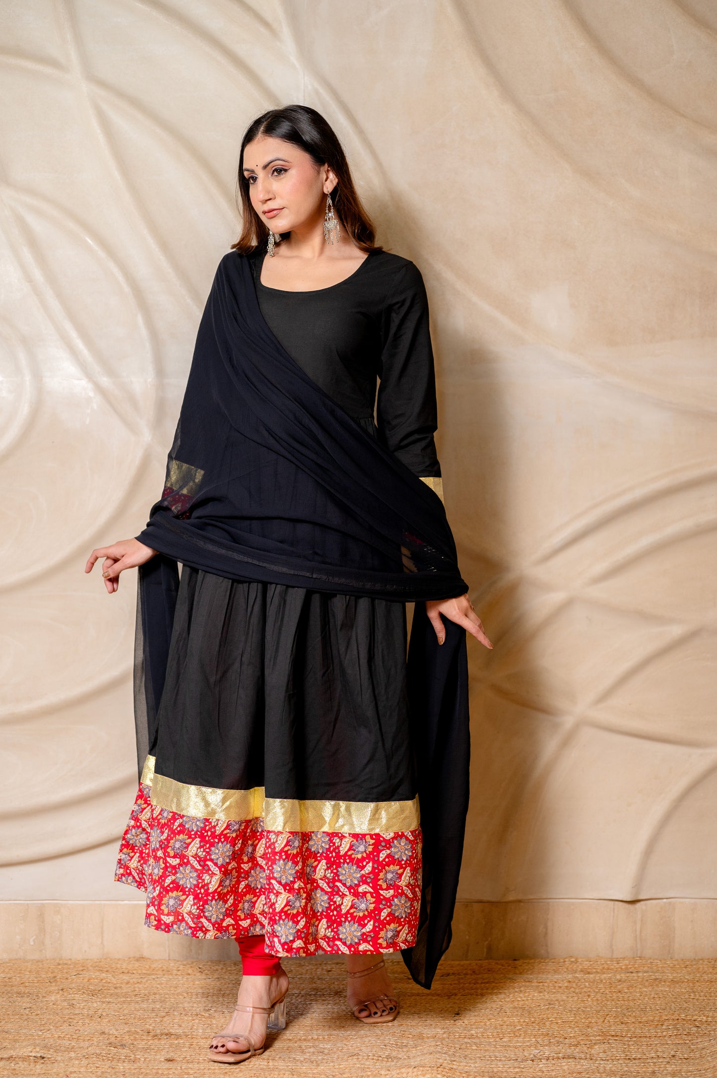 Raat Haseen Suit Set