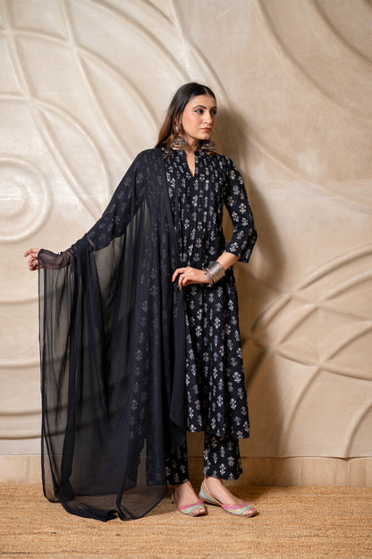 Midnight Noor Suit Set