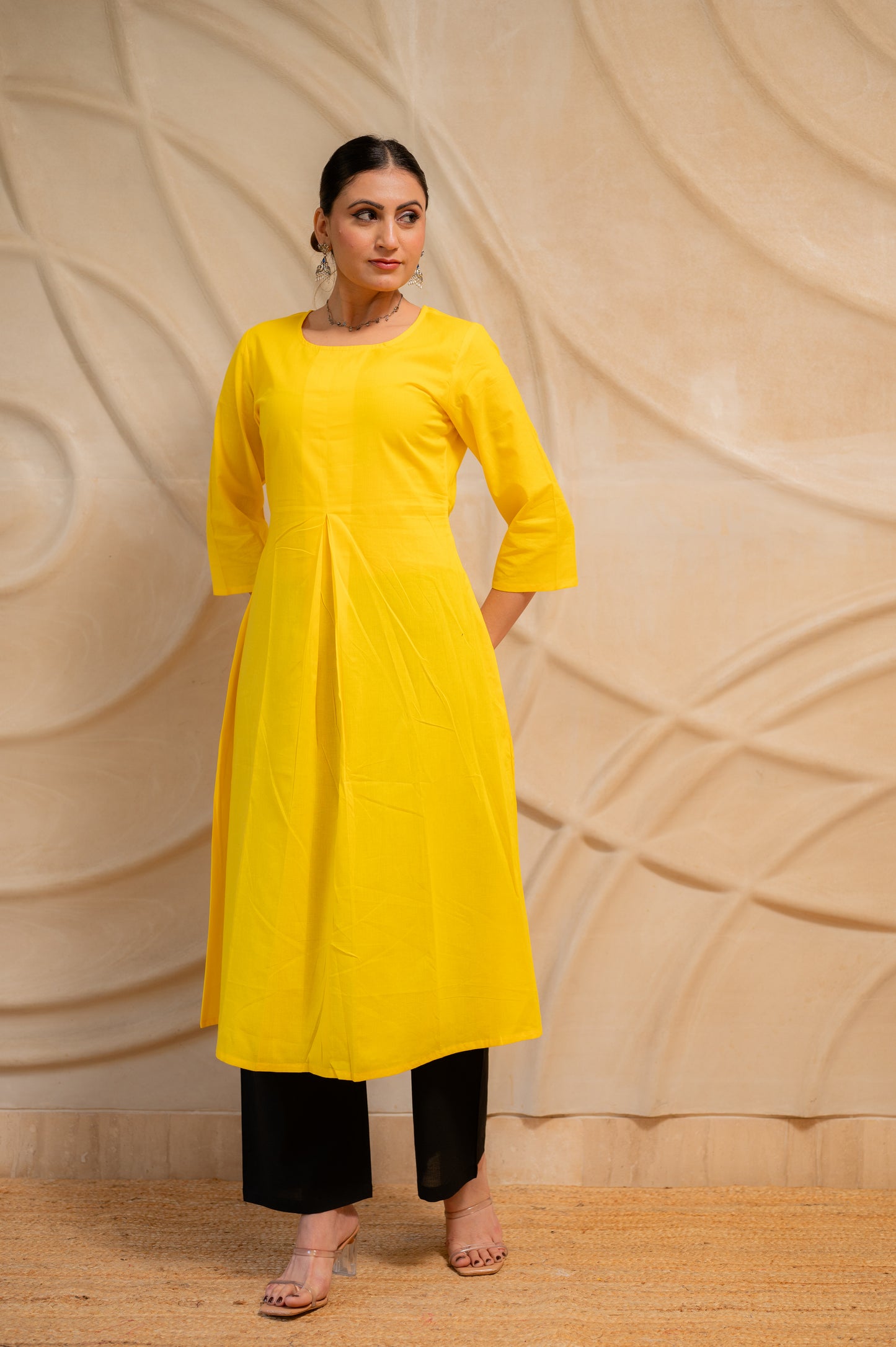Pheli Dhoop Kurta Set