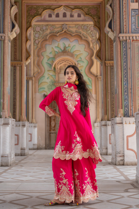 Gulzar Fuchsia Embroidered pallazo Set
