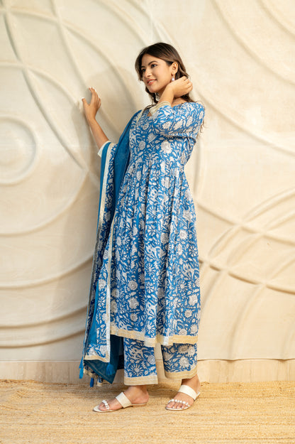 Blue Block Printed suit set ( Set Of 3 )