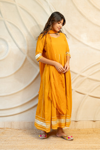 Mustard Yellow Detailed back Kurti With Dupatta ( Set of 2 )