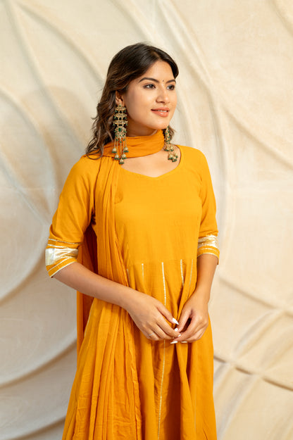 Mustard Yellow Detailed back Kurti With Dupatta ( Set of 2 )