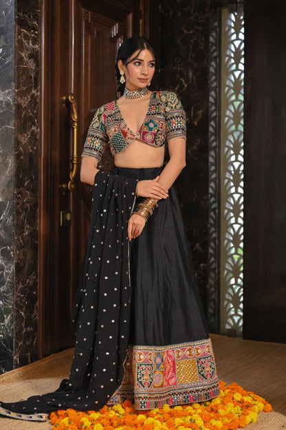 Raag Black Mirror work lengha