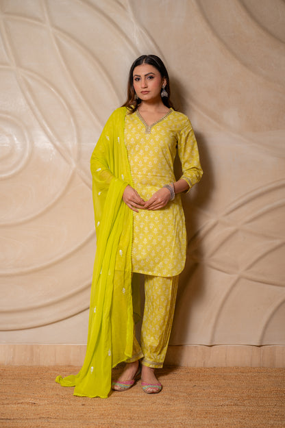 Basanti Sukoon Kurta Set