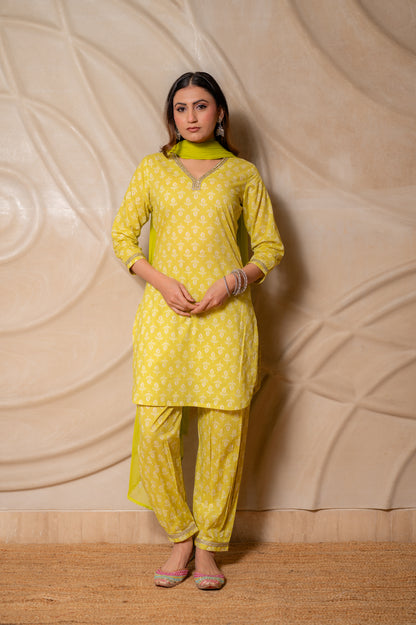 Basanti Sukoon Kurta Set