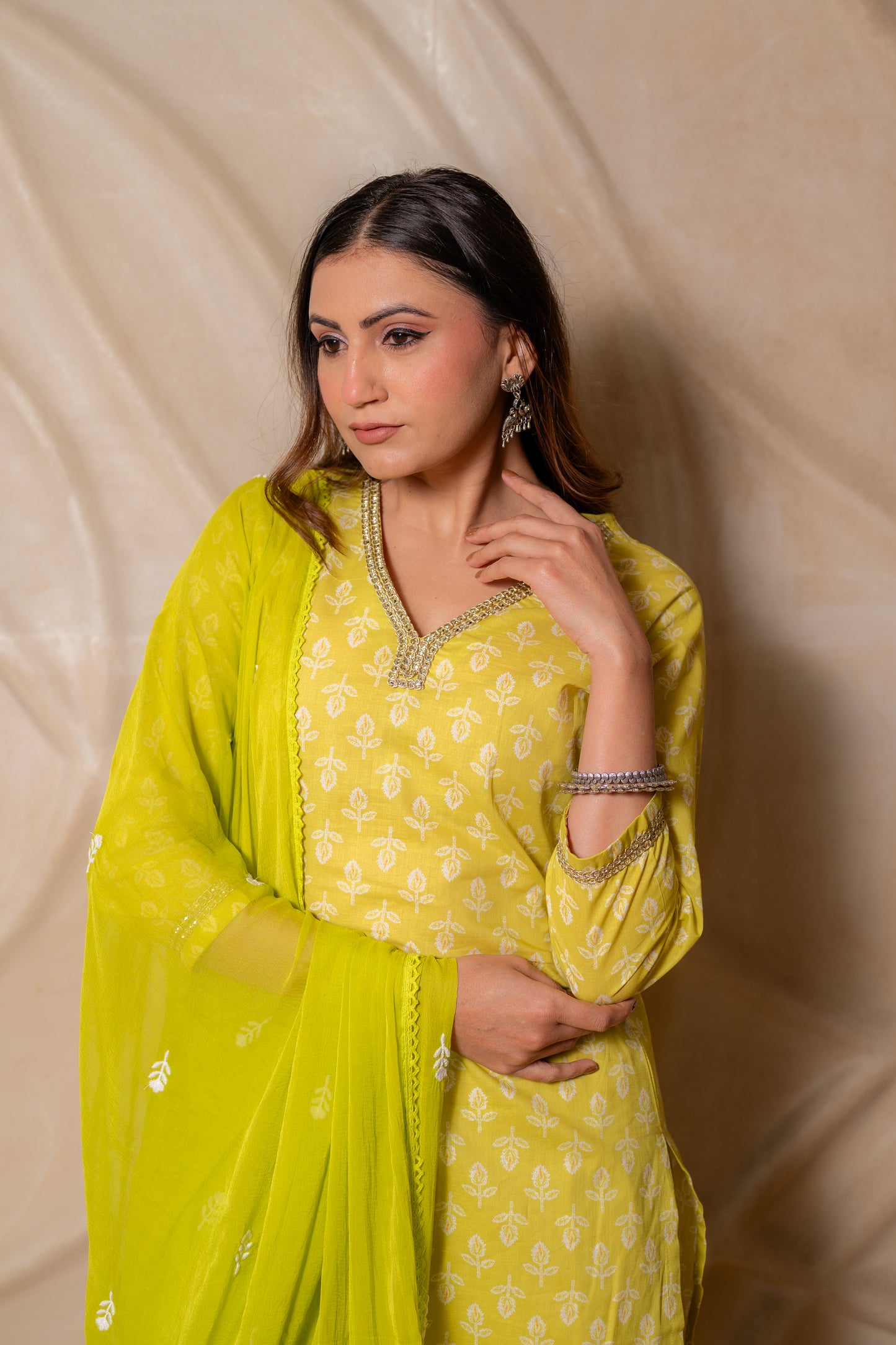 Basanti Sukoon Kurta Set