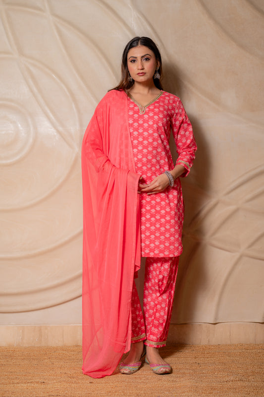 Purchase designer pink kurti set online 
