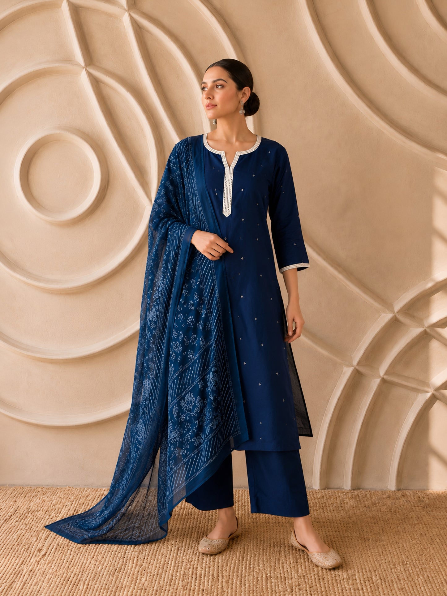 Neel Noor Suit Set