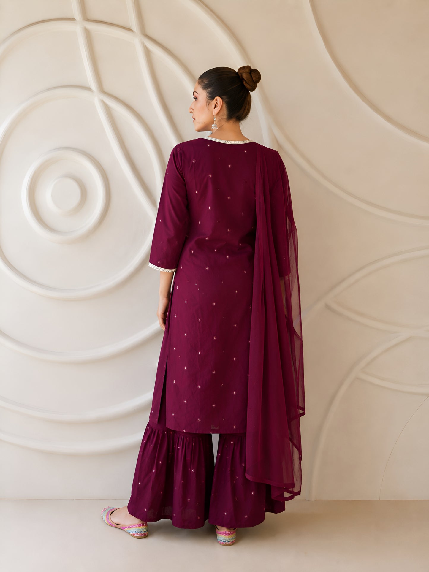 Gul Meher Suit Set With Mirror Work