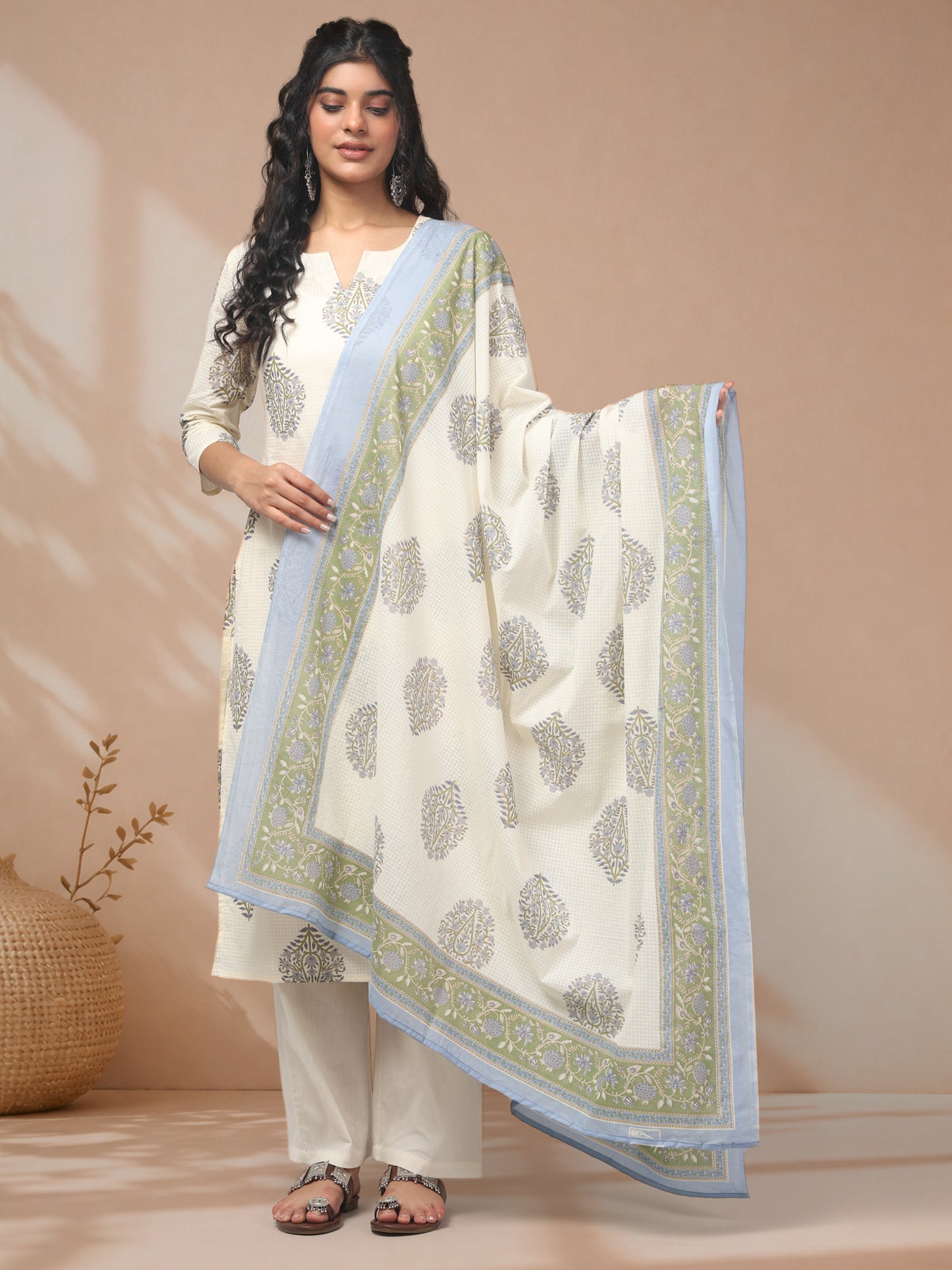Buy women kurta set online elegant style

