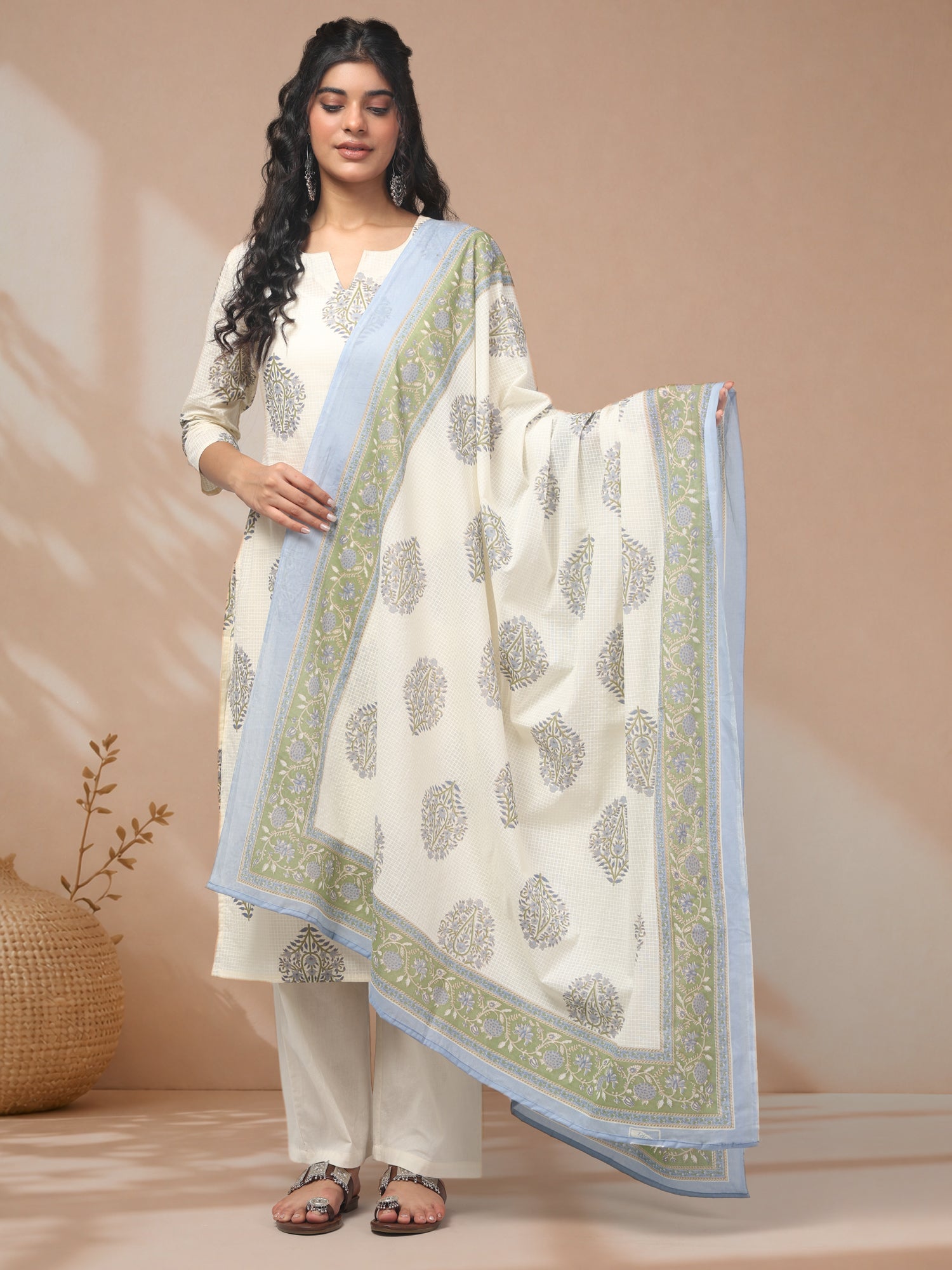 Buy women kurta set online elegant style
