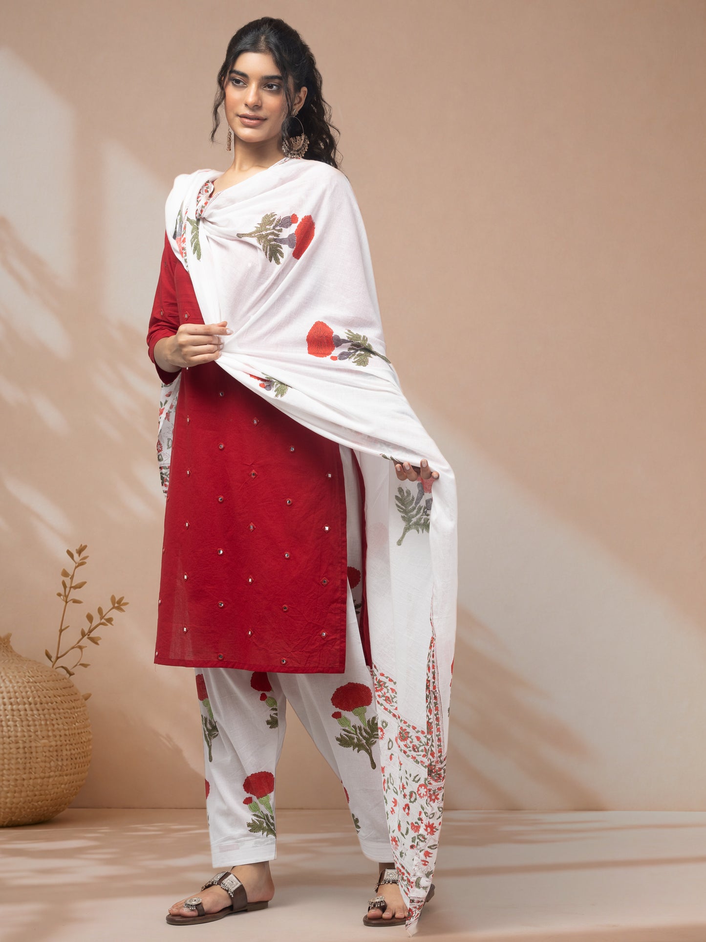 Shop cotton kurti with printed dupatta online

