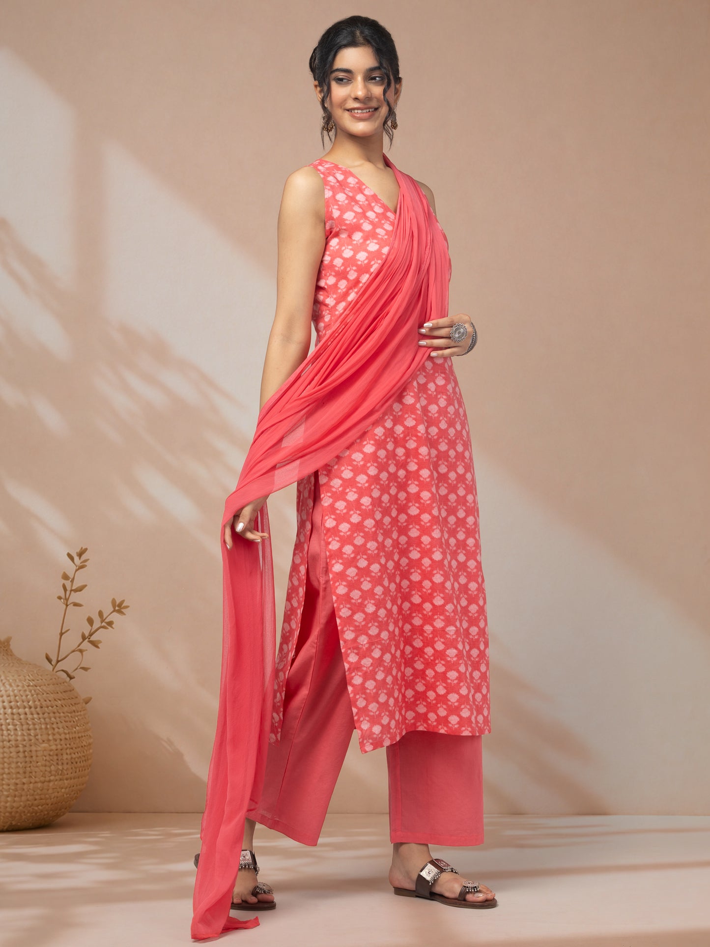 buy-pink-kurti-set-with-dupatta