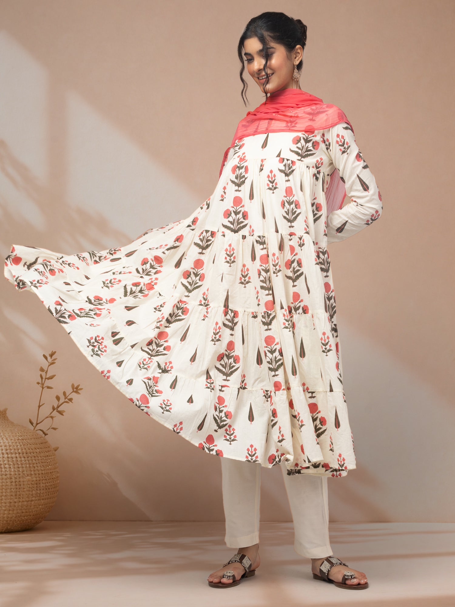 buy-kurti-pant-set-with-dupatta-online