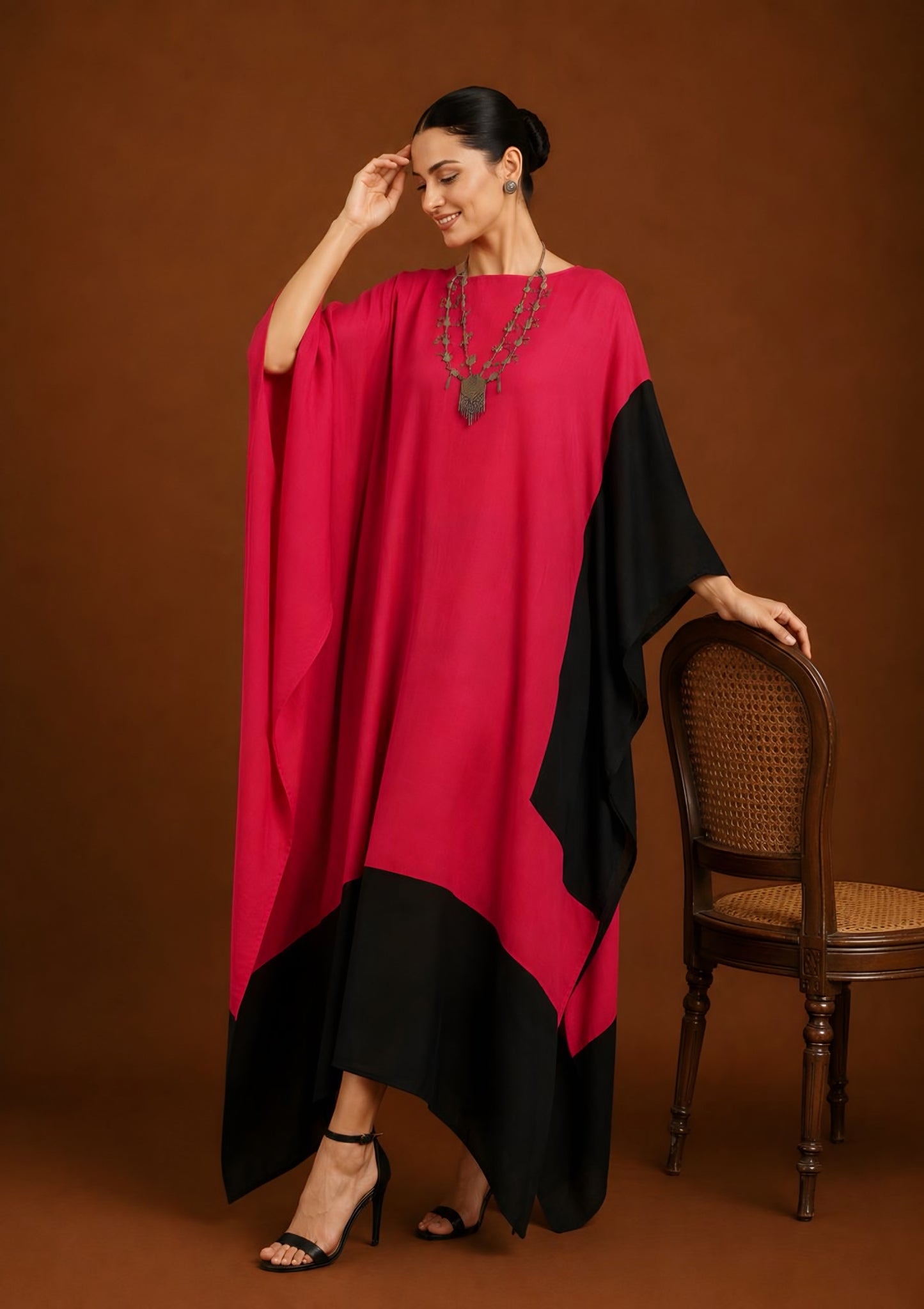 The Noir Rouge Kaftan Set