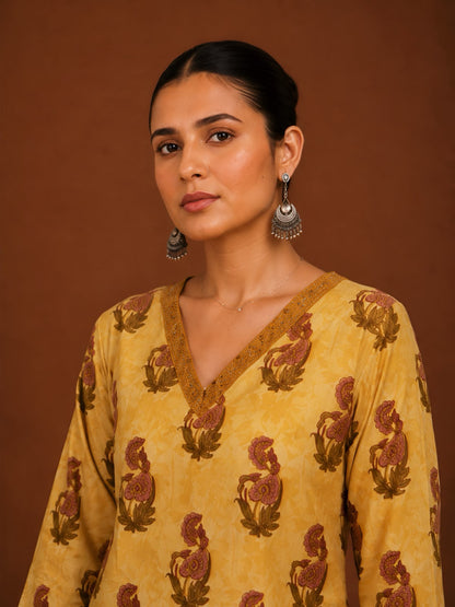 Amber Gulzar Farsi  Suit Set