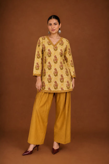 Amber Gulzar Farsi  Suit Set