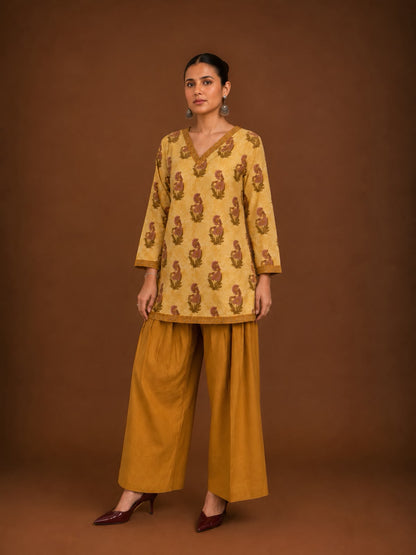 Amber Gulzar Farsi  Suit Set