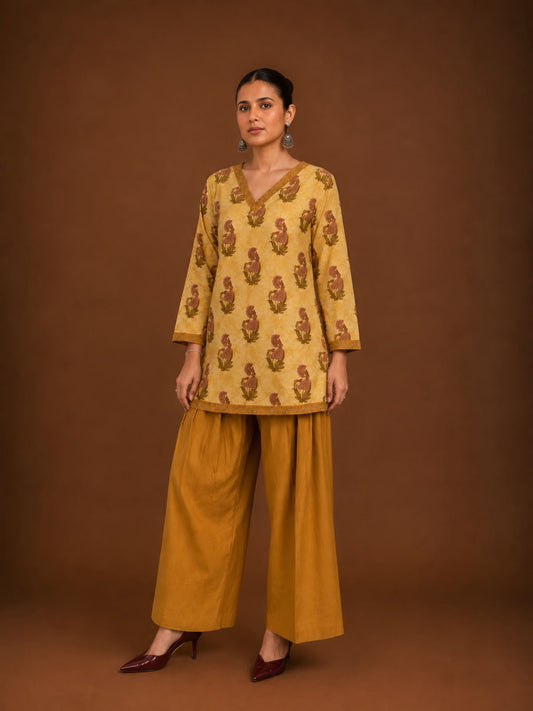 Amber Gulzar Farsi  Suit Set
