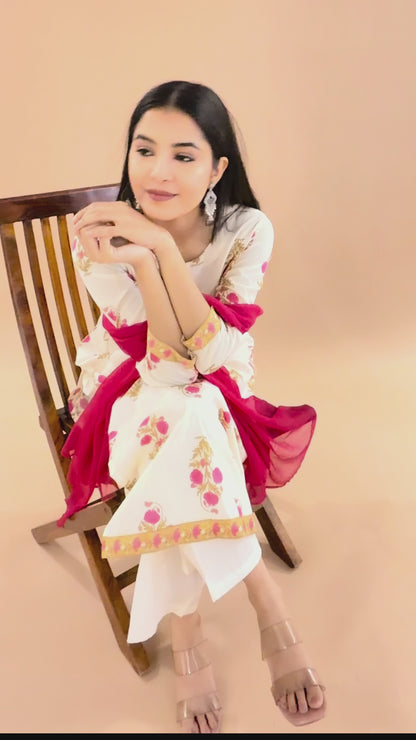 Gulabi Mehfil Kurta Set